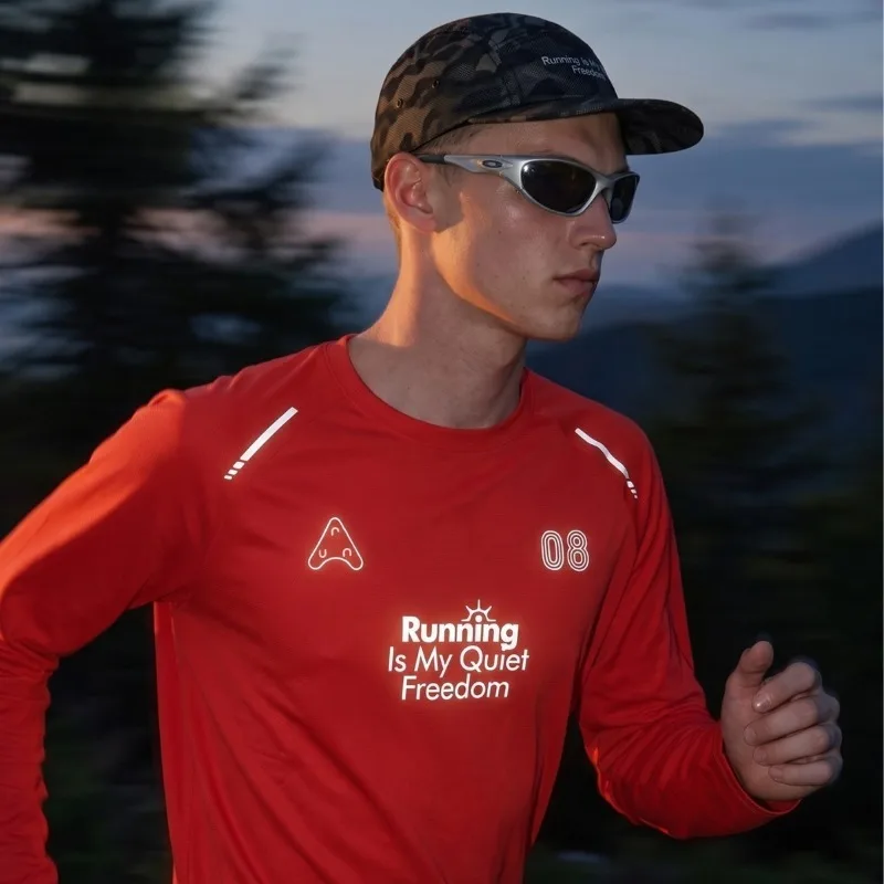 เสื้อวิ่งกีฬาสะท้อนแสง - เสื้อ - Hiking บทวิจารณ์และราคา